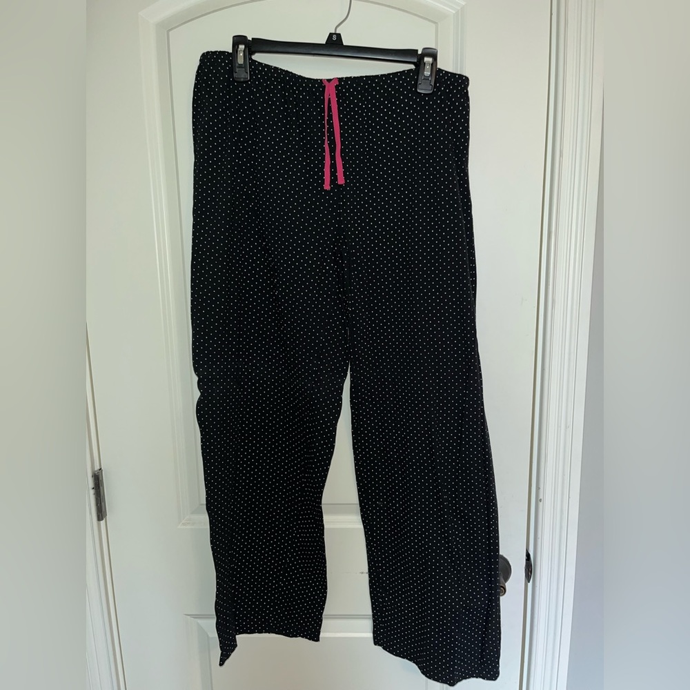 BS black and white polka dotted pajama pants. XL 100% cotton